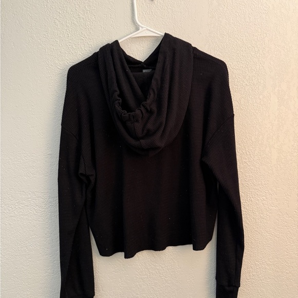 Black Cropped Waffle Knit Hoodie - Picture 3 of 3